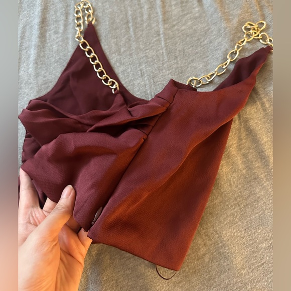 *🛒 FREE WITH PURCHASE* Zara Burgundy Chain Strap Top - Picture 9 of 17